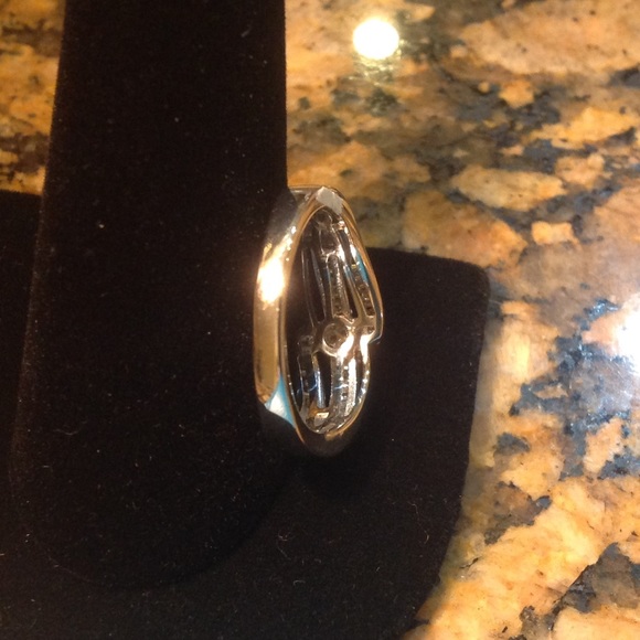 Genuine Diamond Ring. 0.25 cts - Picture 6 of 8